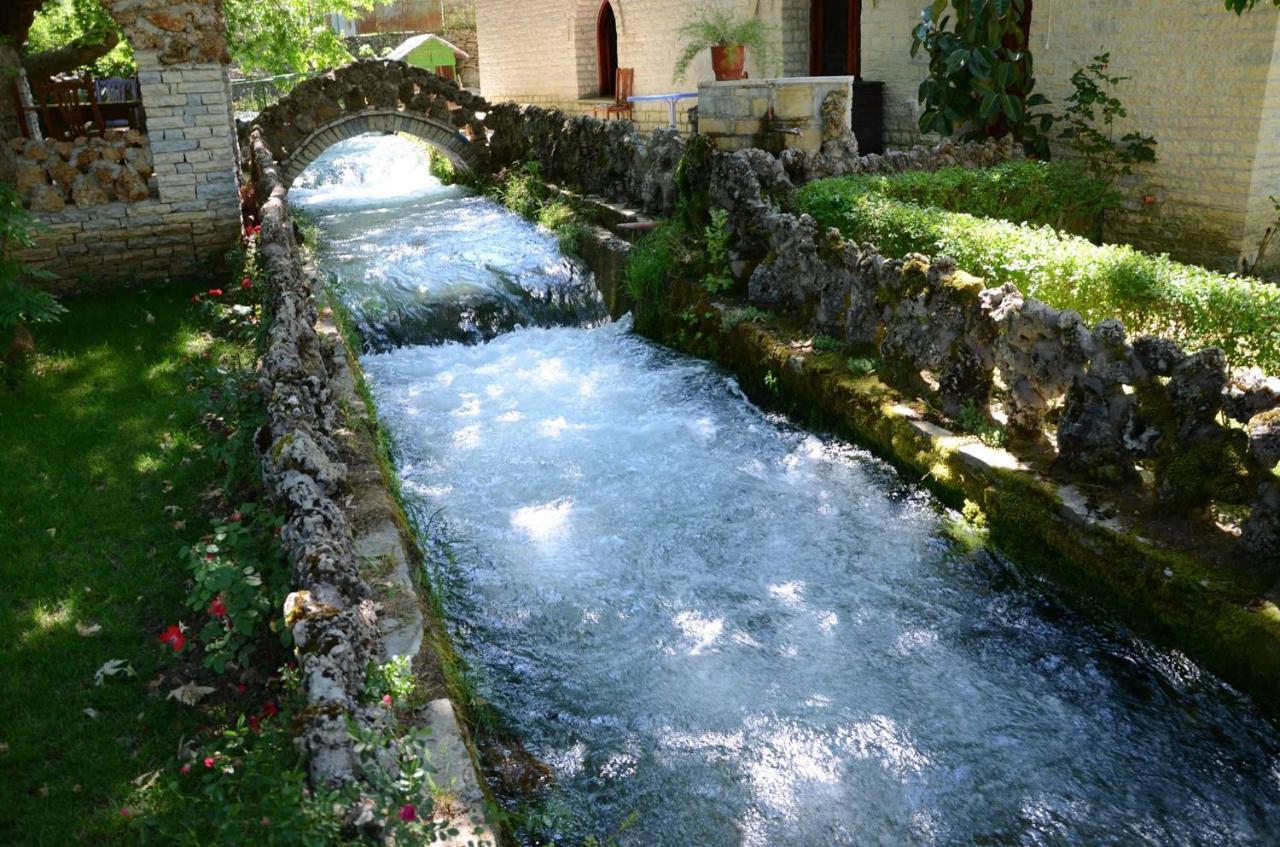 Kt Qato Hotel Bogove Kültér fotó